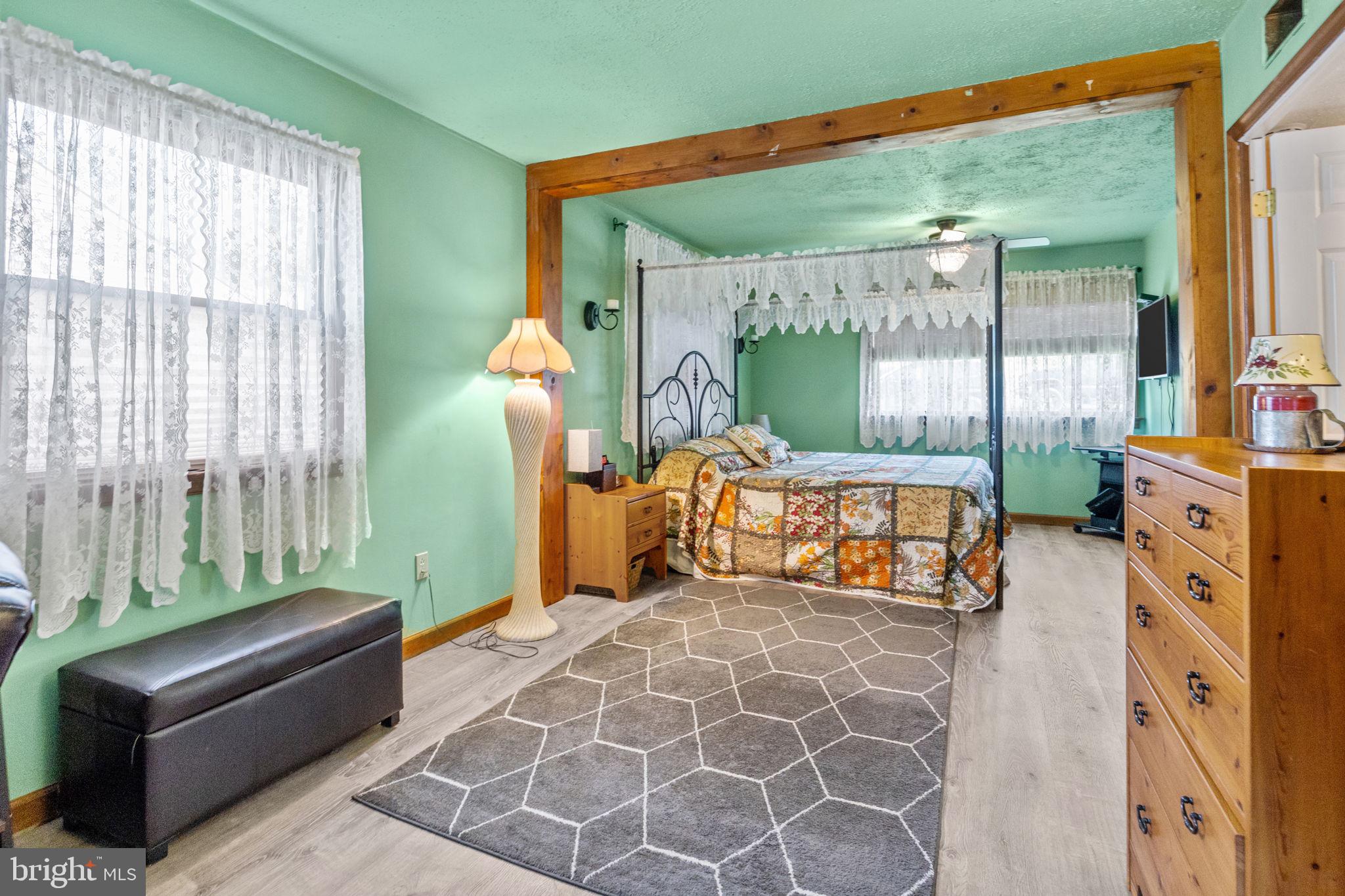 418 Temple Road Southampton, PA 18966 - Photo 11 of 18 Gallery Image 11