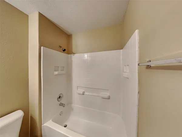 $1,910 | 6815 Baron Gate Court, Spring, TX 77379