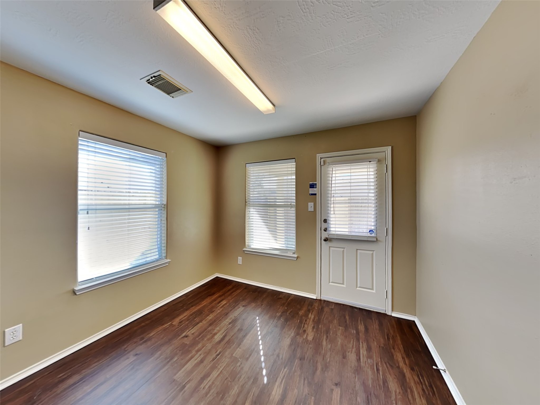 6815 Baron Gate Court Spring, TX 77379 - Photo 6 of 20