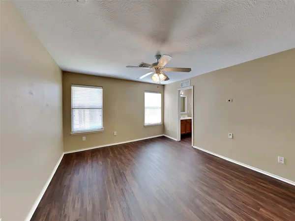 $1,940 | 6815 Baron Gate Court, Spring, TX 77379