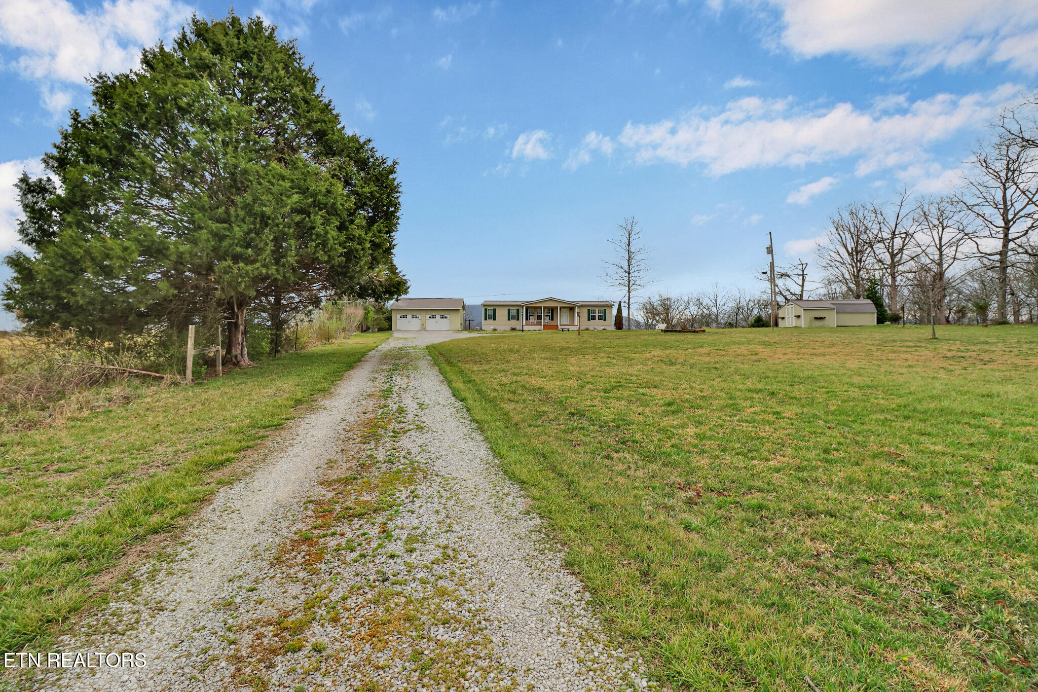 154 Ike Burgess Road Crossville, TN 38572 - Photo 27 of 37 if1a3798-if1a3802