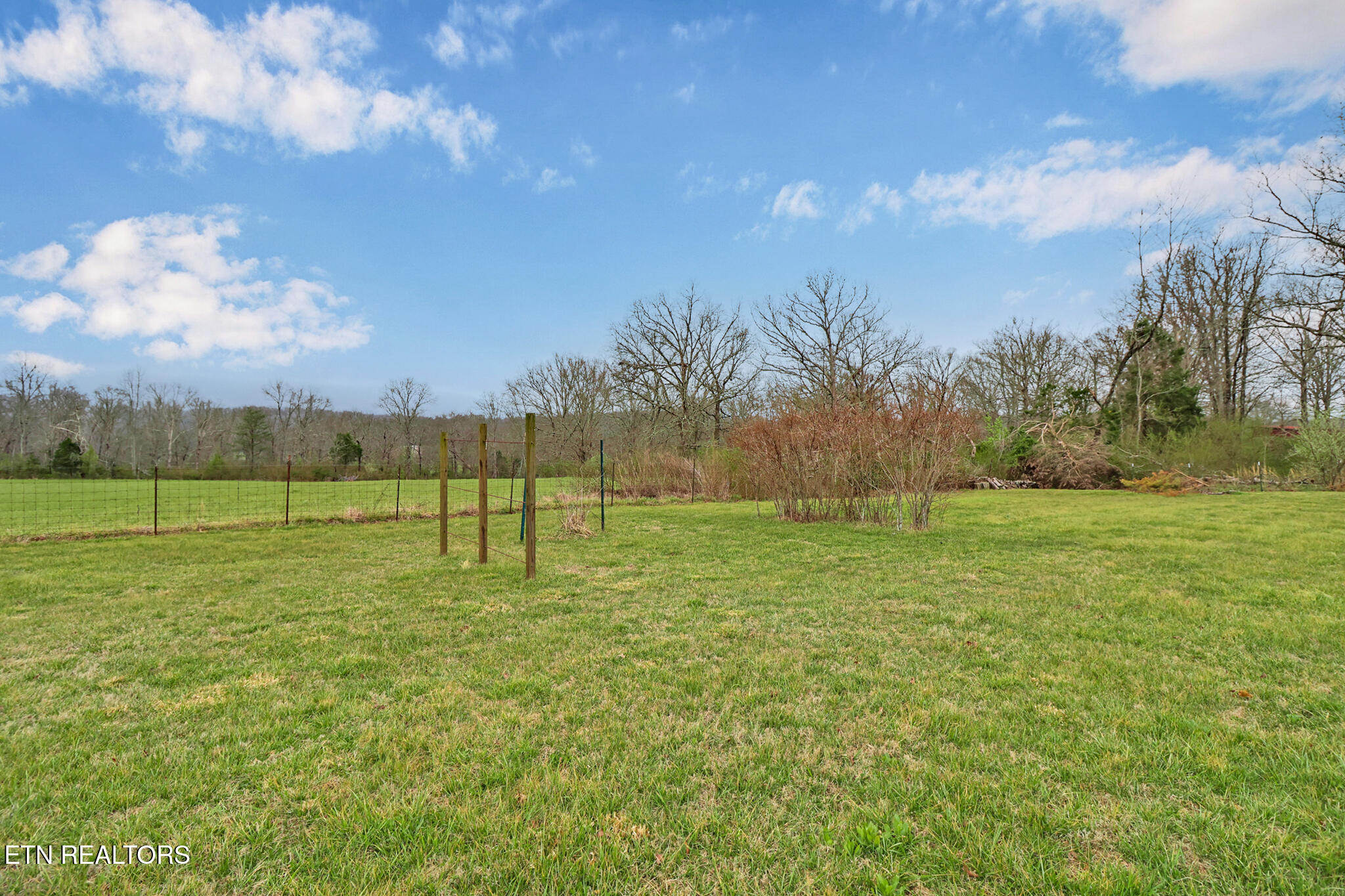 154 Ike Burgess Road Crossville, TN 38572 - Photo 33 of 37 if1a3638-if1a3642