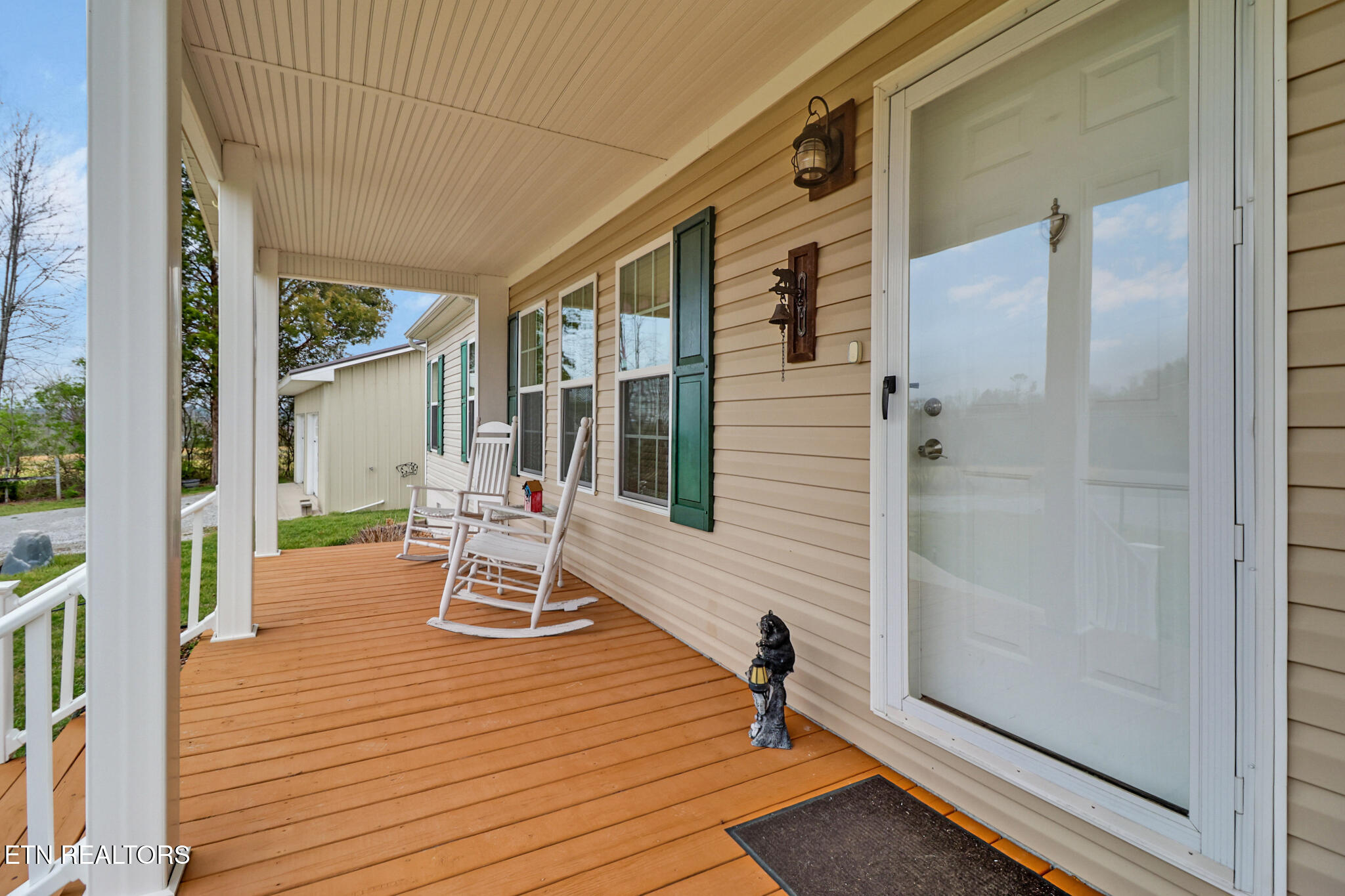 154 Ike Burgess Road Crossville, TN 38572 - Photo 6 of 37 if1a3683-if1a3687