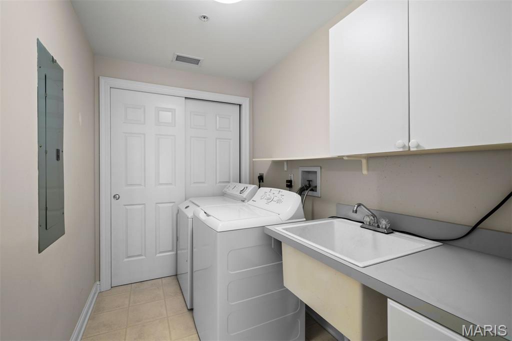800 South Hanley Road, Unit 2B Clayton, MO 63105 - Photo 30 of 35 Gallery Image 30