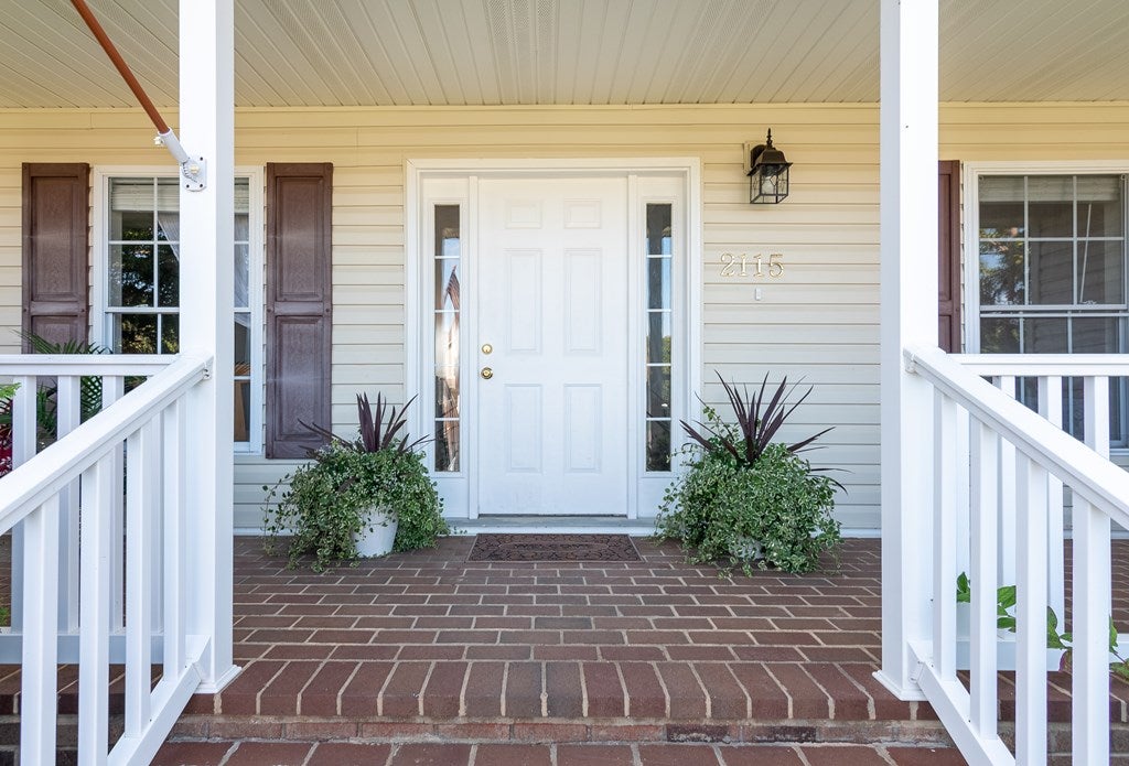 2115 Wetherburn Road Christiansburg, VA 24073 - Photo 10 of 62 Gallery Image 10