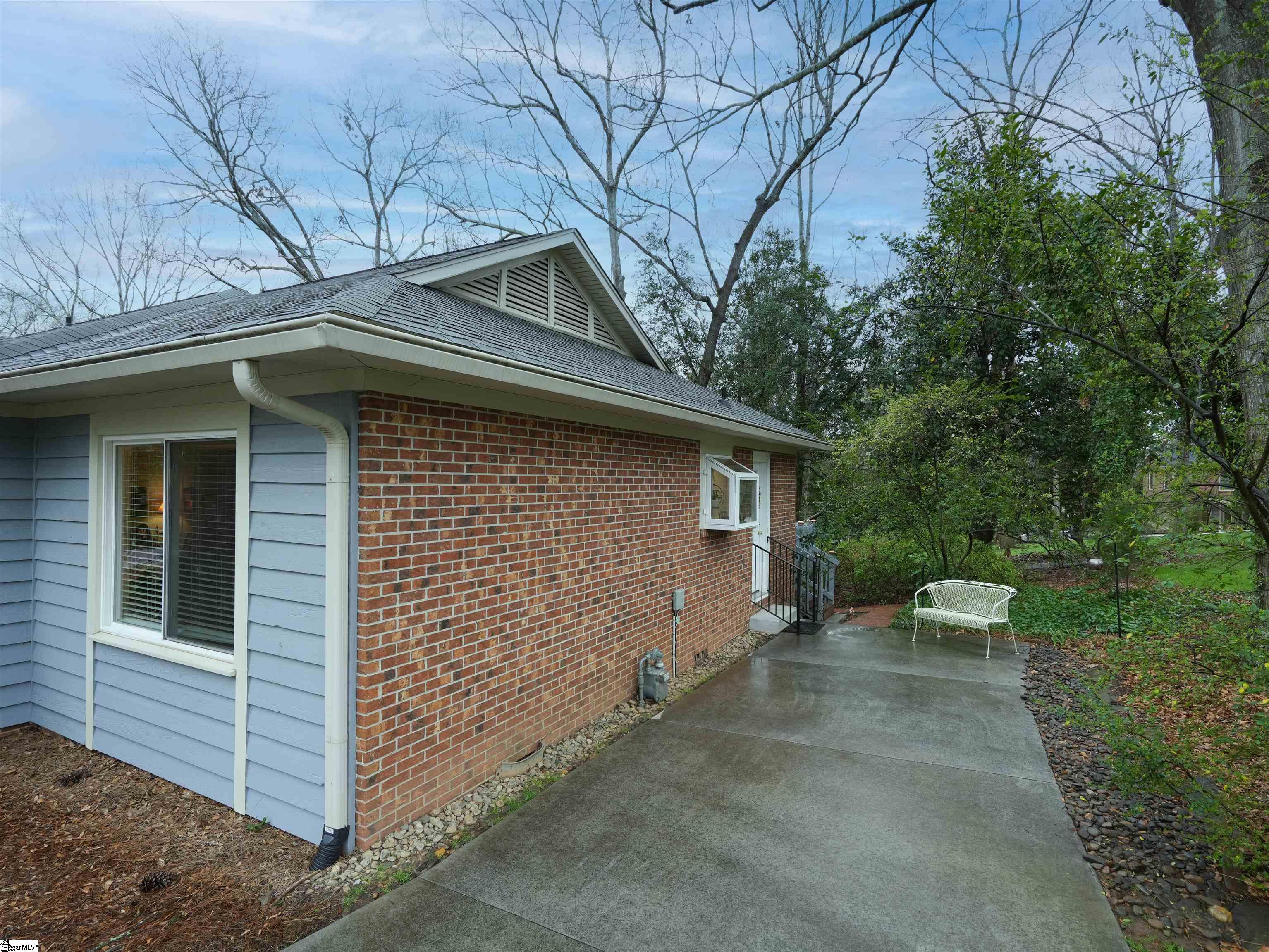 209 Middle Brook Road Greer, SC 29650 - Photo 26 of 38 Gallery Image 26