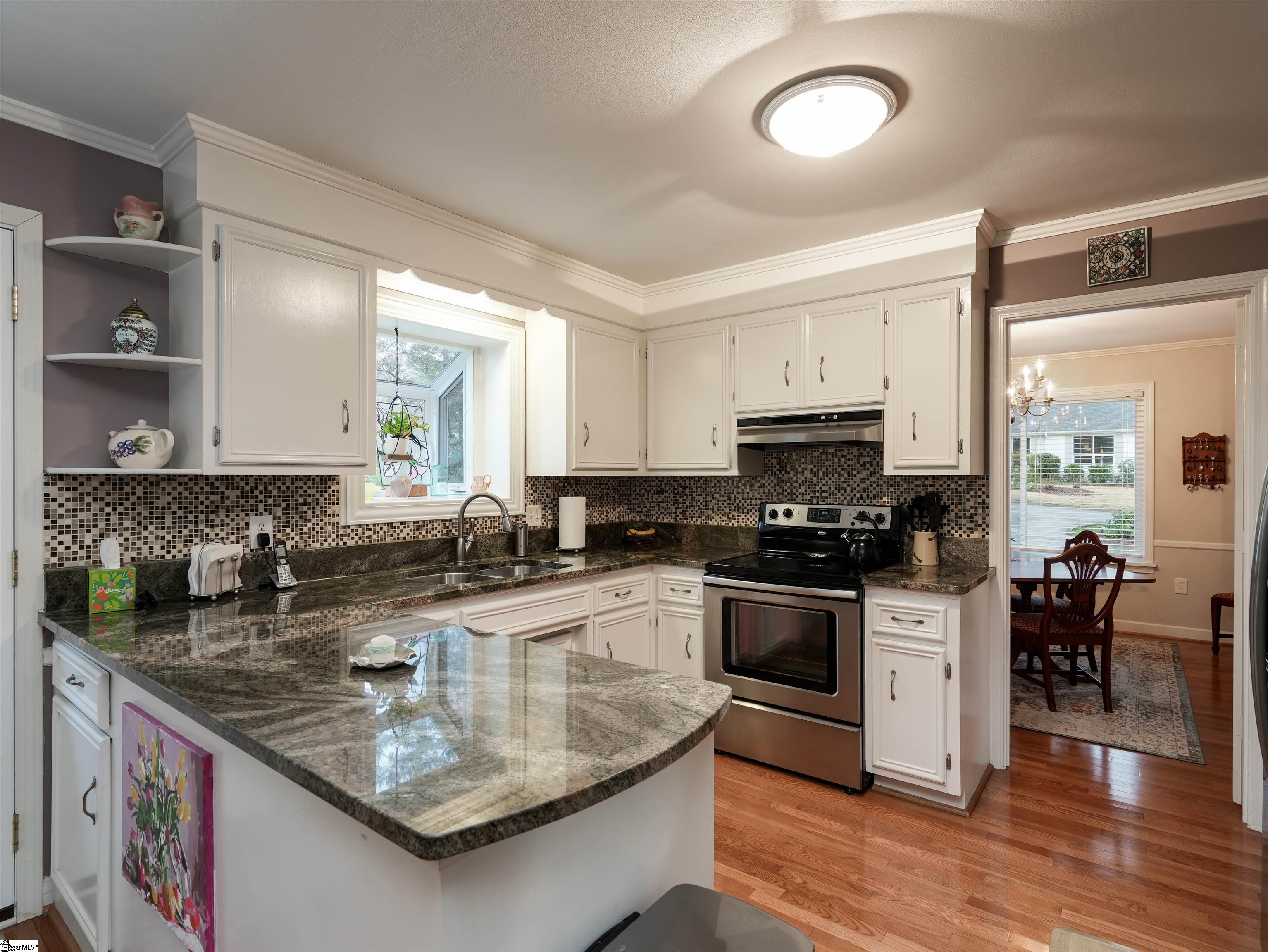 209 Middle Brook Road Greer, SC 29650 - Photo 3 of 38 Gallery Image 3