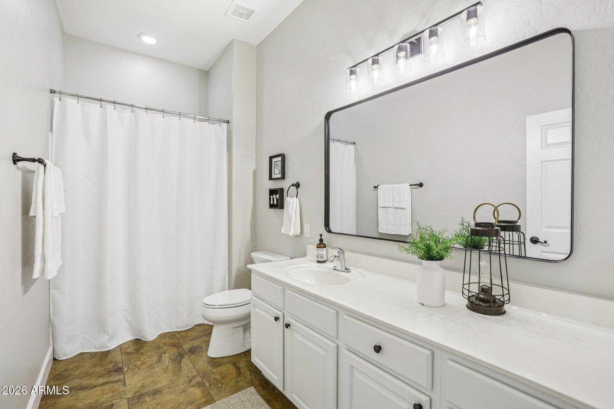 681 East Ranch Road Gilbert, AZ 85296 - Photo 22 of 32 21-web-or-mls-E Ranch Rd-S2403-021