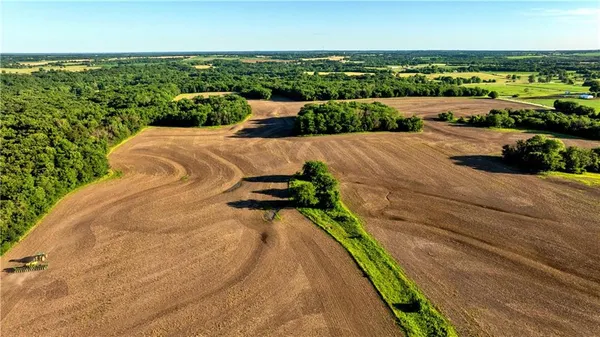 $2,450,000 | Southeast 321st Road, Leeton, MO 64761