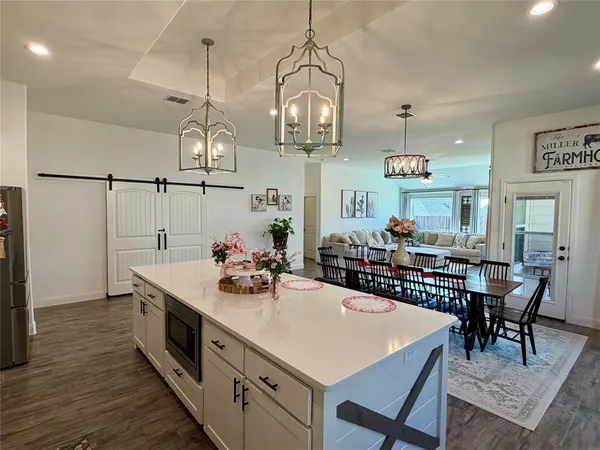 $2,500 | 916 Rogers Avenue, Godley, TX 76044