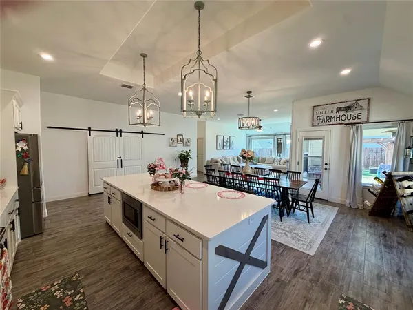 $2,500 | 916 Rogers Avenue, Godley, TX 76044