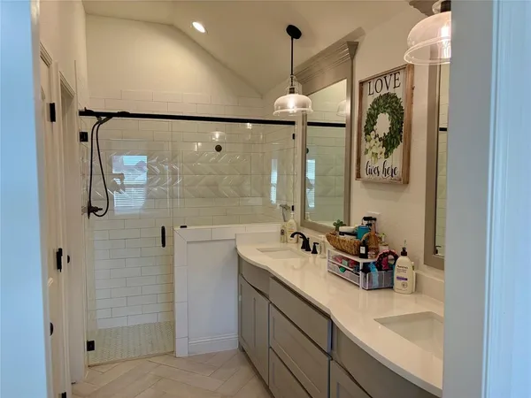 $2,500 | 916 Rogers Avenue, Godley, TX 76044