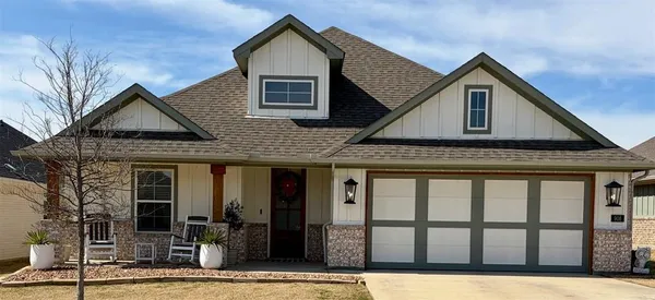 $2,500 | 916 Rogers Avenue, Godley, TX 76044