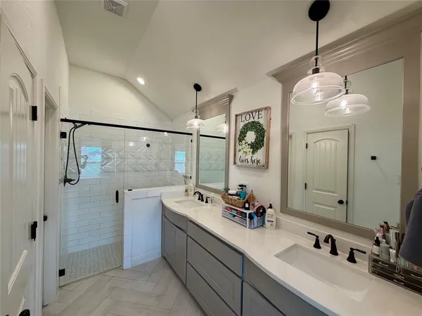 $2,500 | 916 Rogers Avenue, Godley, TX 76044