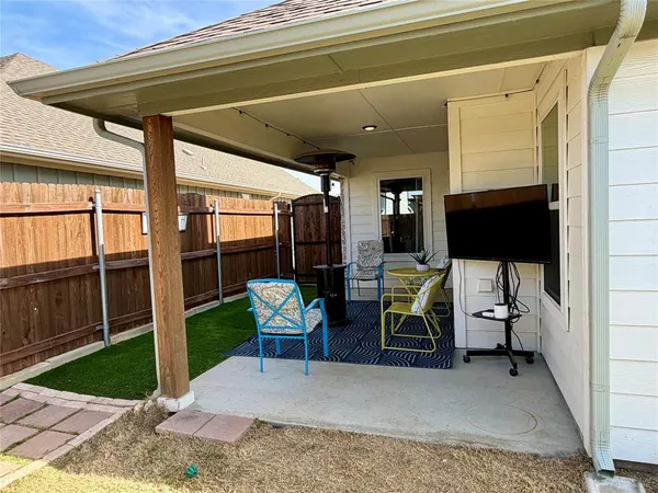 $2,500 | 916 Rogers Avenue, Godley, TX 76044