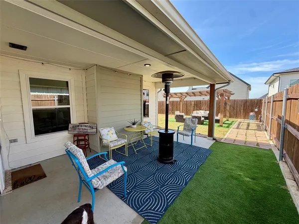 $2,500 | 916 Rogers Avenue, Godley, TX 76044