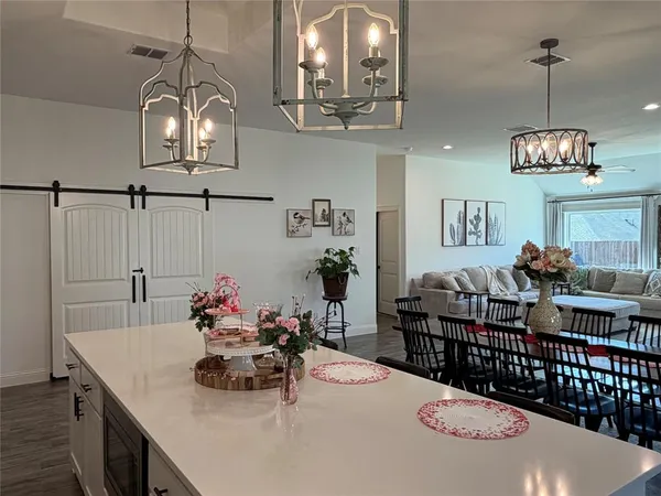 $2,500 | 916 Rogers Avenue, Godley, TX 76044