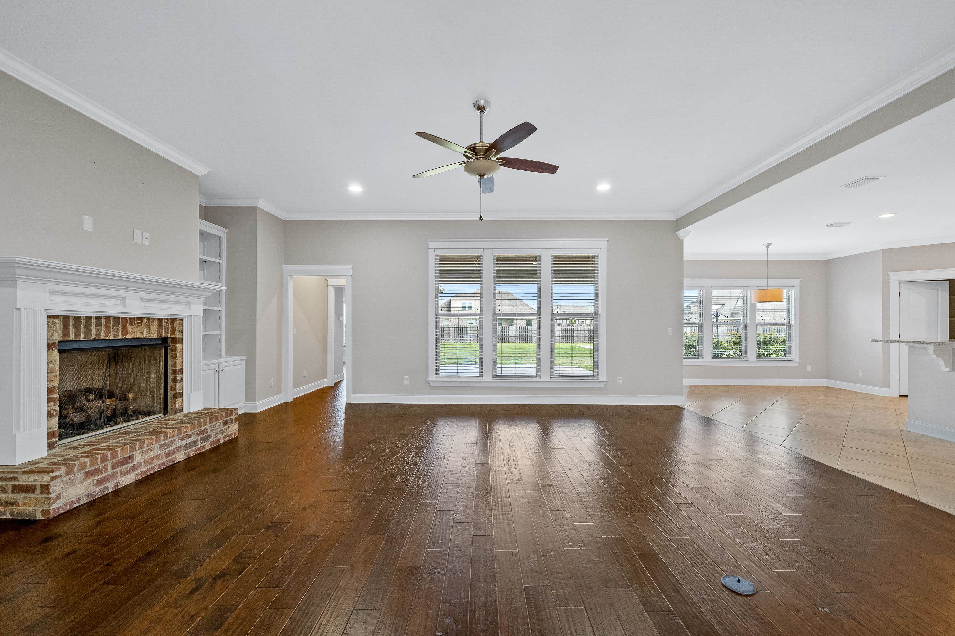 10795 Leesburg Pike Daphne, AL 36526 - Photo 11 of 53 Living Room
