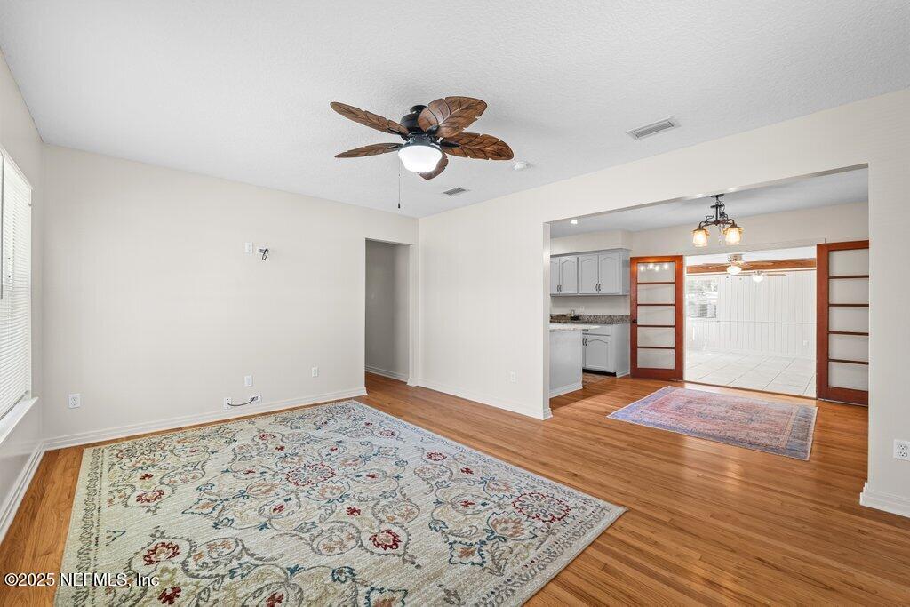 2173 Newberry Road Jacksonville, FL 32218 - Photo 4 of 40 P1141947.JPG-SMALL