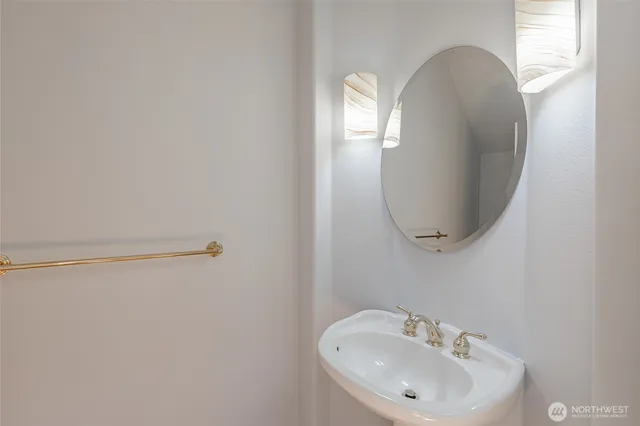 $1,190,000 | 5207 77th Ave Court West, University Place, WA 98467