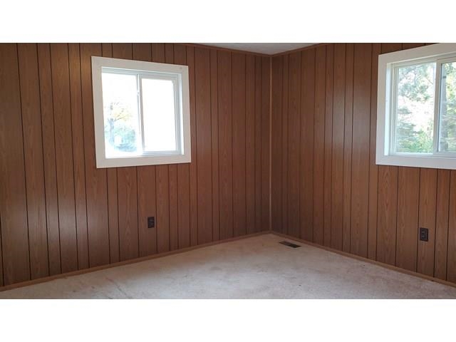 502 South Broad Street Harrison, MI 48625 - Photo 11 of 41 1940628-310e9a7a-6c3c-4414-bd96-937480a795a8.JPG