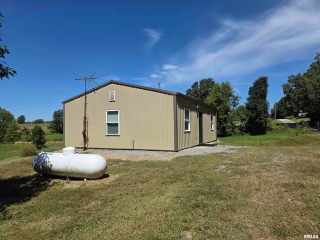 $110,000 | 28 Simpson Lane, Elizabethtown, IL 62931