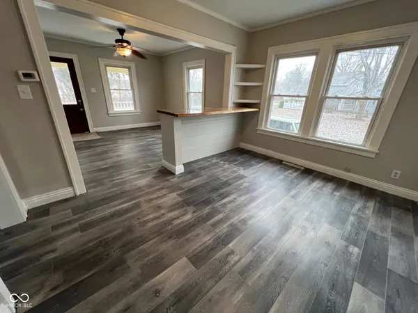 $189,900 | 513 West State Street, Pendleton, IN 46064