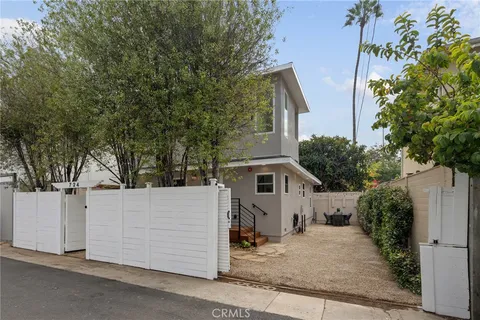 $1,499,000 | 724 San Miguel Avenue, Venice, CA 90291