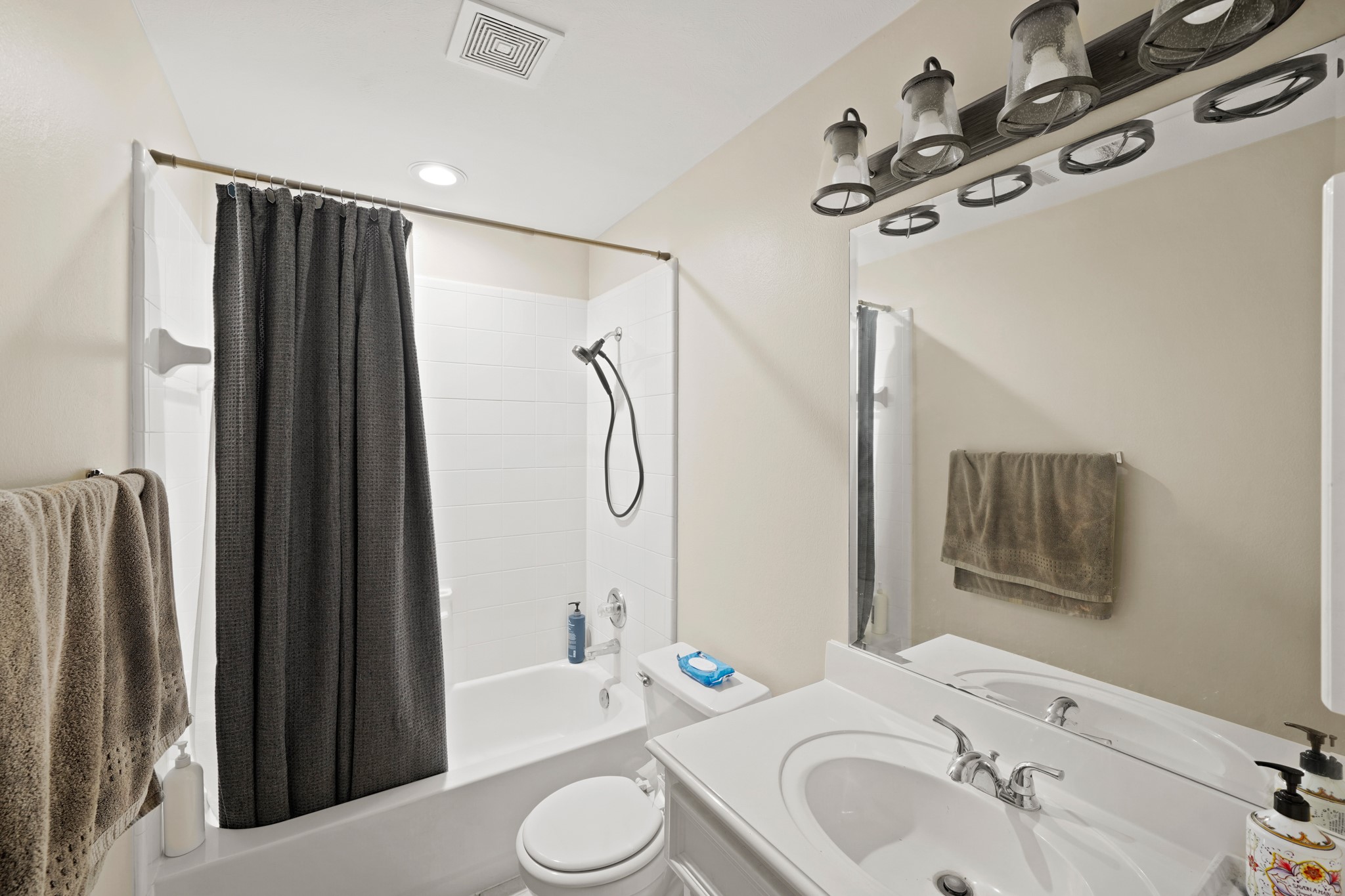 2605 West Dallas Street Houston, TX 77019 - Photo 26 of 29 a bathroom with a sink a toilet and shower