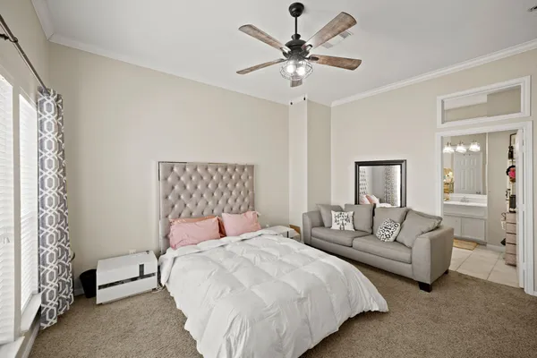 $2,950 | 2605 West Dallas Street, Houston, TX 77019