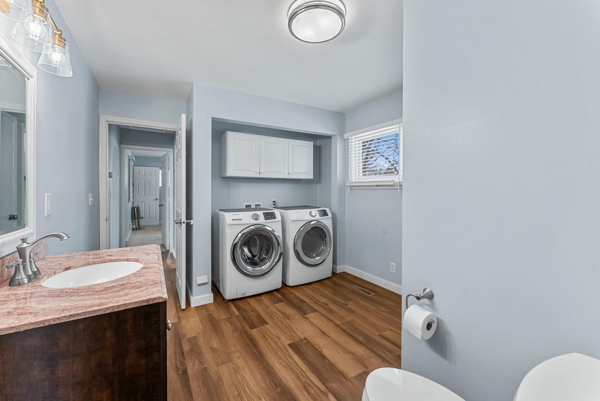 1866 County Rd F East White Bear Lake, MN 55110 - Photo 19 of 40