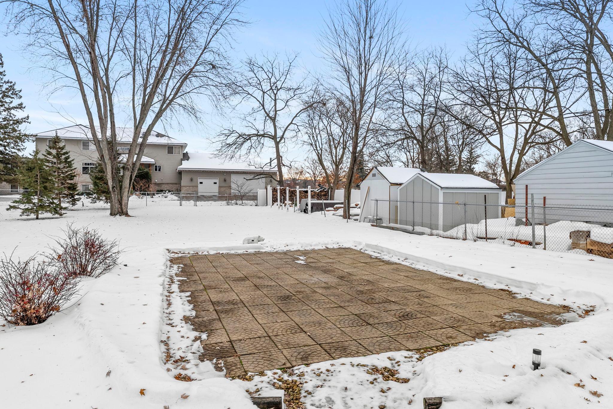 1866 County Rd F East White Bear Lake, MN 55110 - Photo 32 of 40