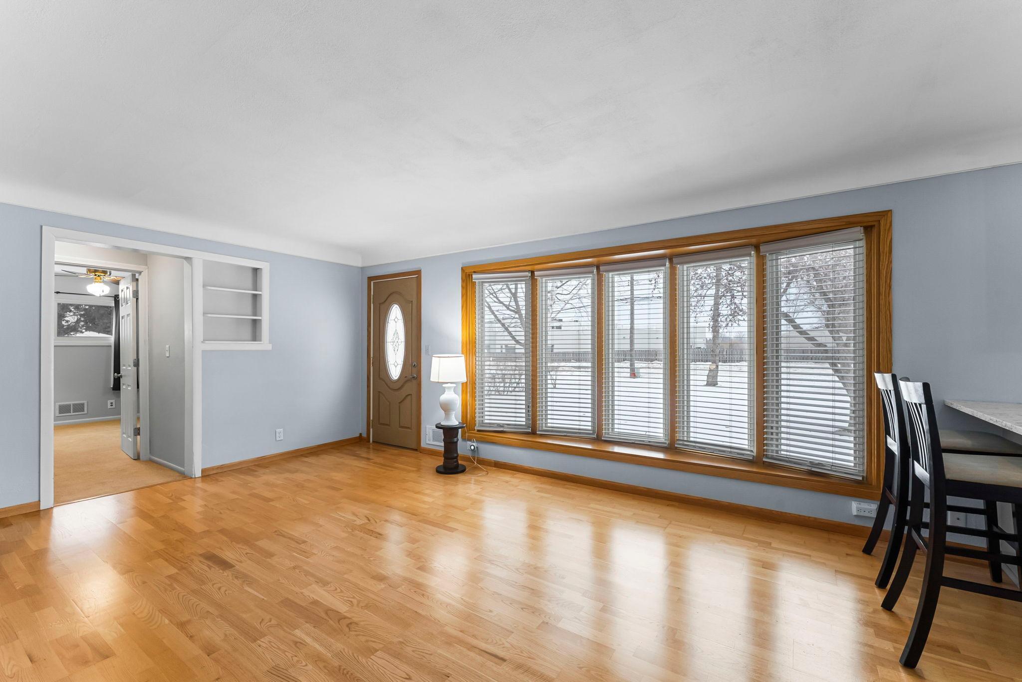 1866 County Rd F East White Bear Lake, MN 55110 - Photo 9 of 40