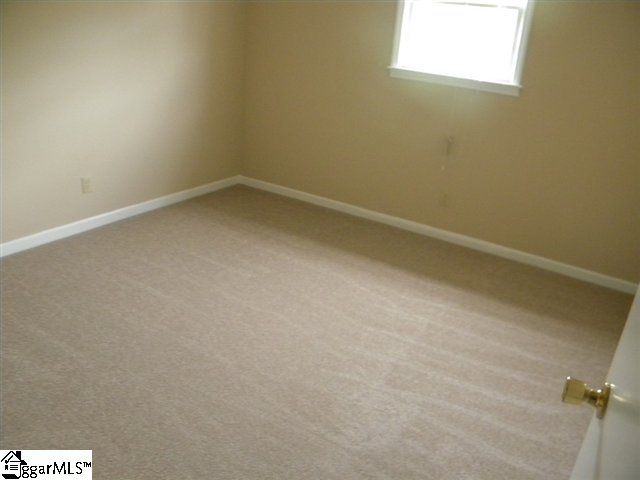 113 Boling Road Greenville, SC 29611 - Photo 4 of 11 Gallery Image 4