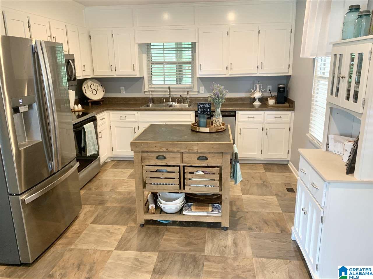 902 Azalea Road Oneonta, AL 35121 - Photo 6 of 13