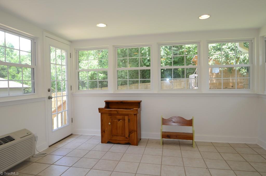 3409 Kinnamon Road Winston-Salem, NC 27104 - Photo 8 of 22 Sunroom
