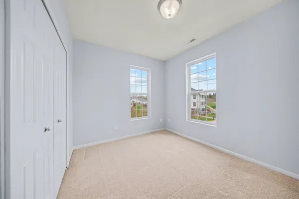 $330,000 | 1016 Summerfield Glen, Unit 87, Ann Arbor, MI 48103