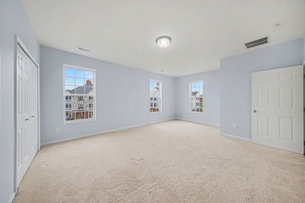 $330,000 | 1016 Summerfield Glen, Unit 87, Ann Arbor, MI 48103