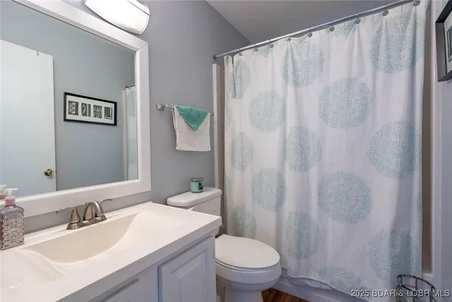 $268,000 | 875 Parkside Place, Unit A206, Osage Beach, MO 65065