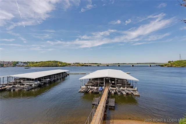 $268,000 | 875 Parkside Place, Unit A206, Osage Beach, MO 65065