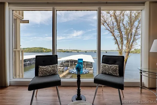 $268,000 | 875 Parkside Place, Unit A206, Osage Beach, MO 65065