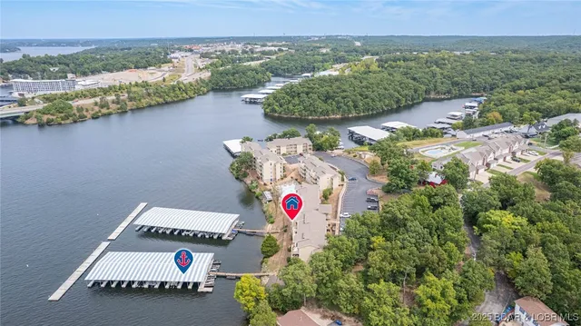 $268,000 | 875 Parkside Place, Unit A206, Osage Beach, MO 65065