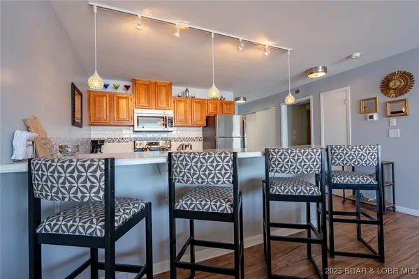 $268,000 | 875 Parkside Place, Unit A206, Osage Beach, MO 65065