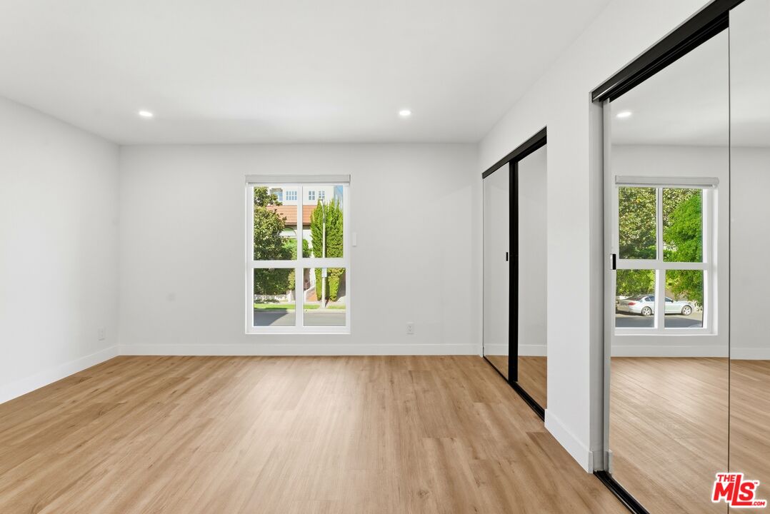 1861 Midvale Avenue, Unit 3 Los Angeles, CA 90025 - Photo 5 of 13