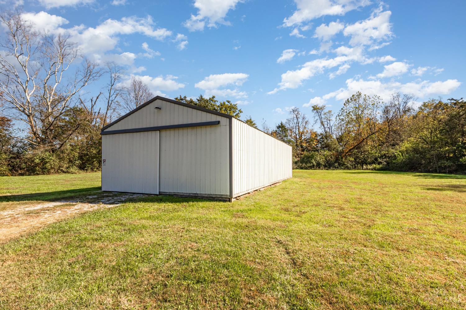 4279 Sunshine Road Georgetown, OH 45121 - Photo 14 of 19