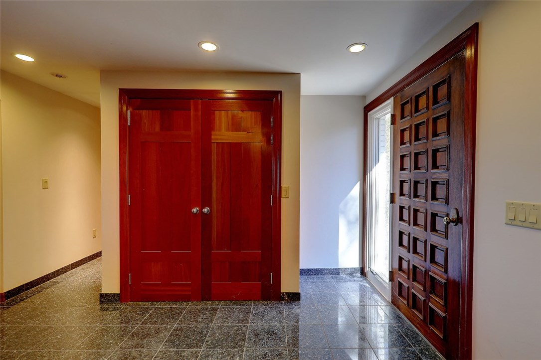 275 Rumstick Road Barrington, RI 02806 - Photo 11 of 31