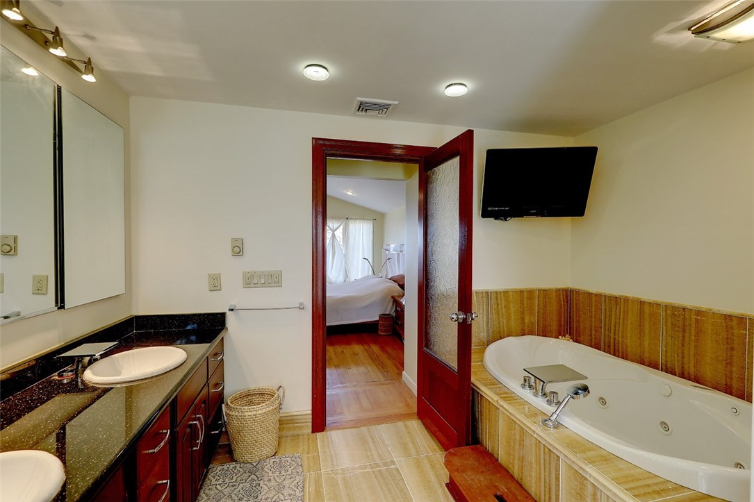 275 Rumstick Road Barrington, RI 02806 - Photo 21 of 31