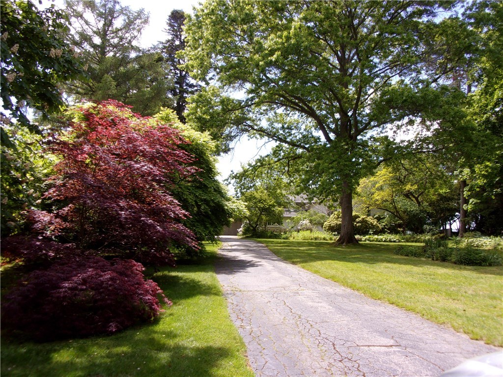 275 Rumstick Road Barrington, RI 02806 - Photo 9 of 31
