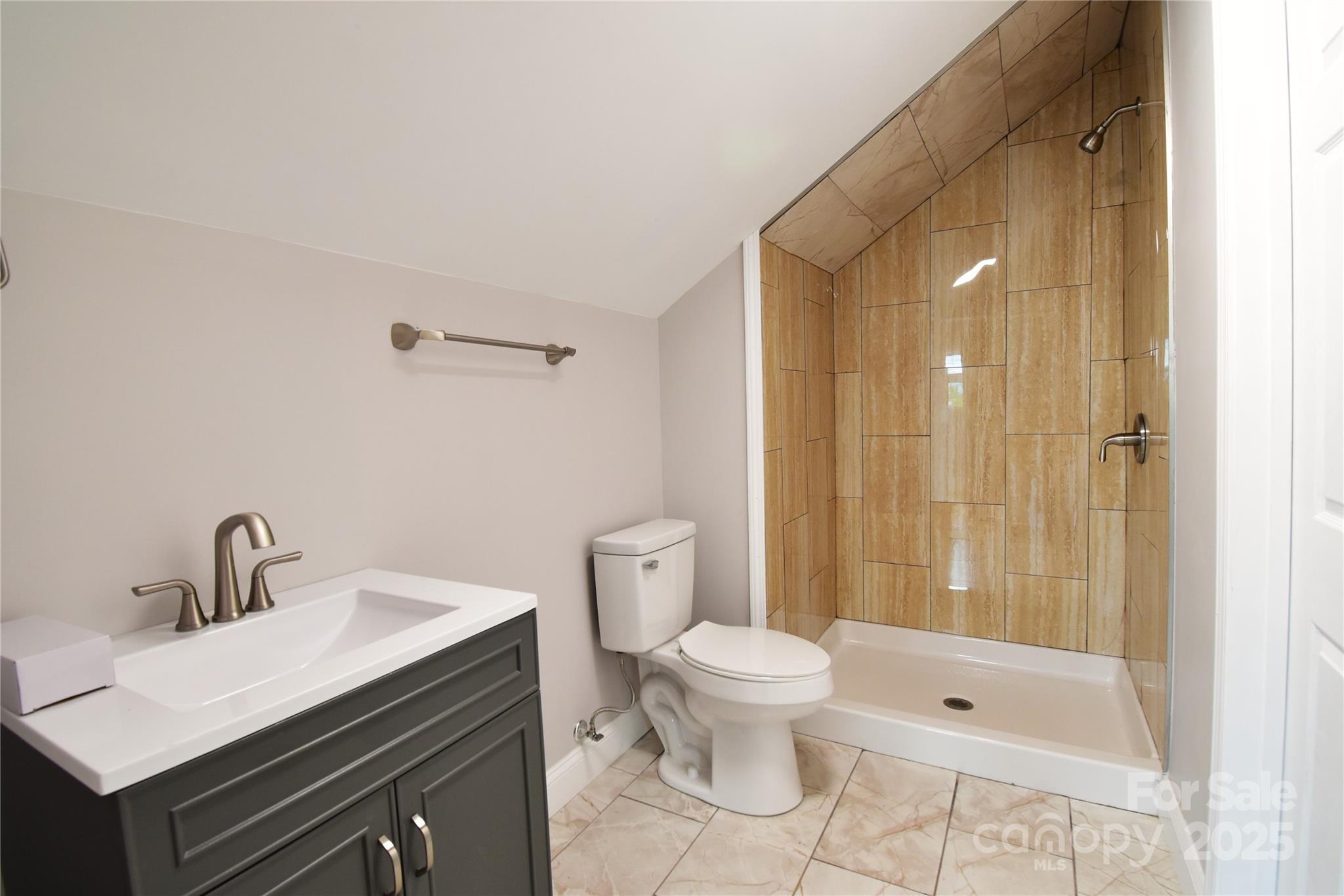 223 North Main Street Canton, NC 28716 - Photo 18 of 38