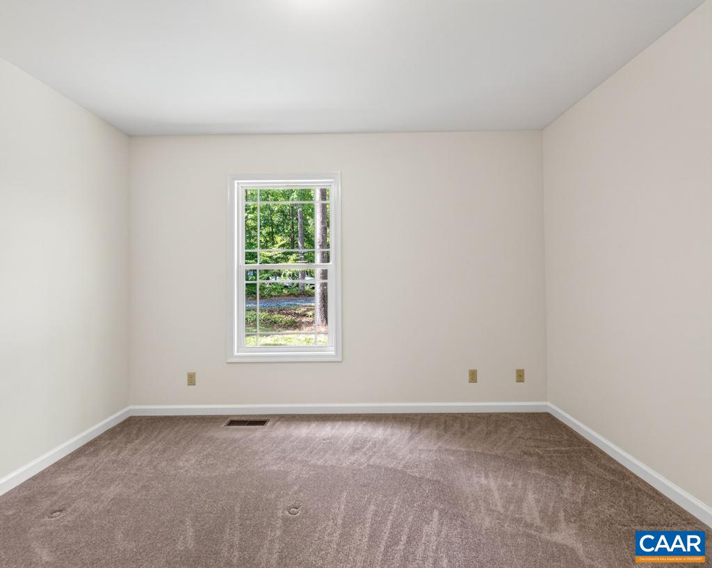 368 Hummingbird Road Scottsville, VA 24590 - Photo 14 of 46 Gallery Image 14